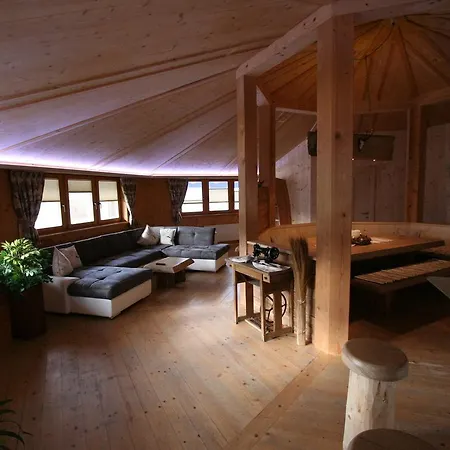 Chalet Oktogon 1 *